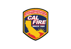 Logotipo da CAL FIRE sobre fundo preto